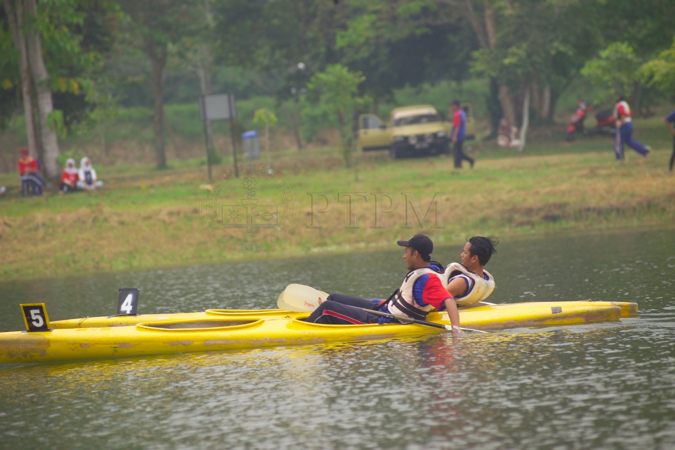 PTPM 05 13 kayak D8XZ8725